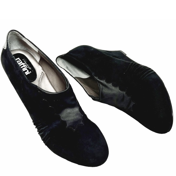 Umberto Raffini women's Jamie black suede wedge booties size 39/8-8.5 - Picture 1 of 14